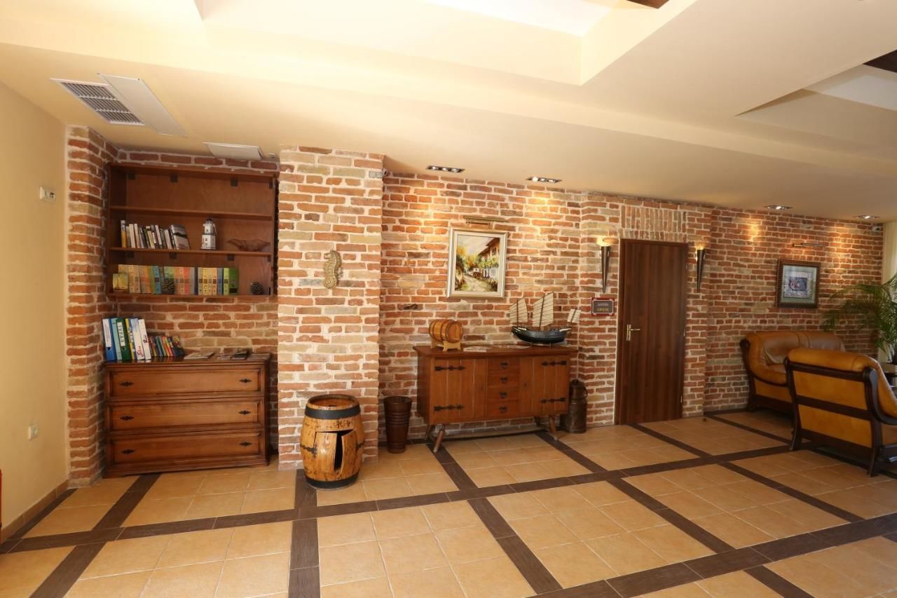 Апарт-отели Galeria Holiday Apartments Обзор